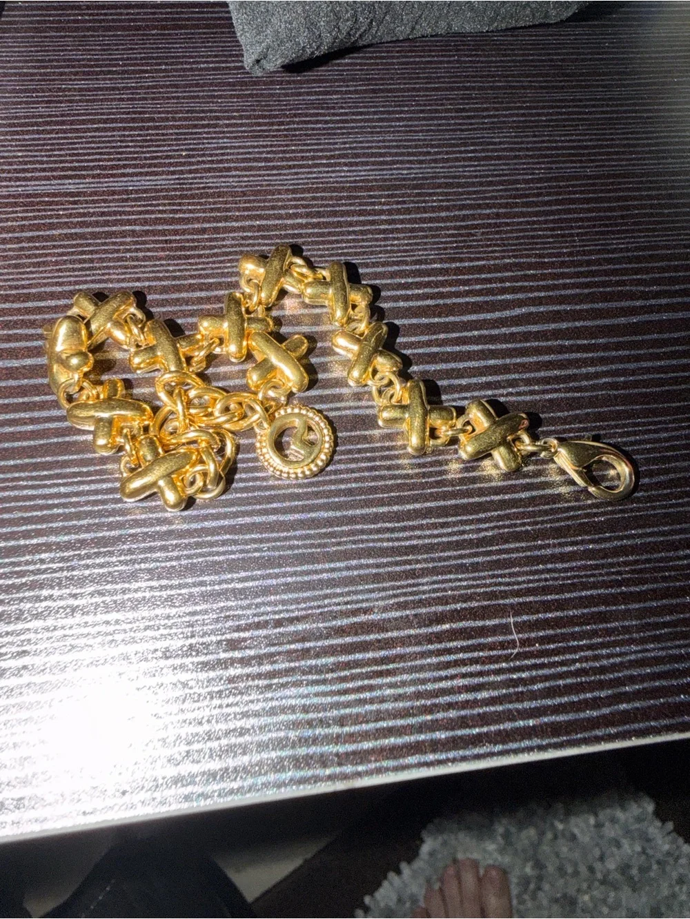 Gold-Tone Women's Link Bracelet - Elegant Chain Design